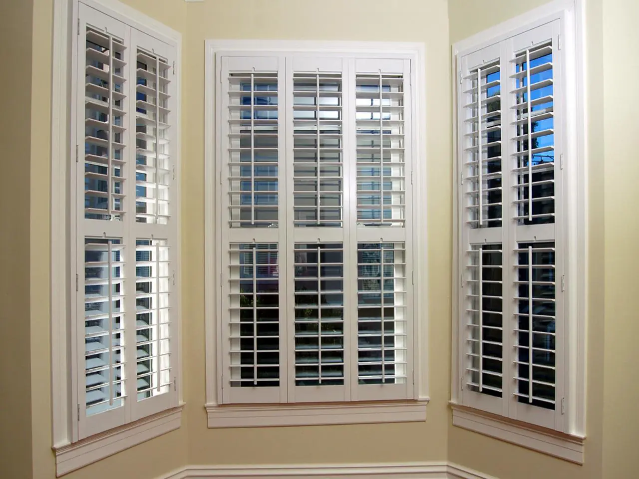 interior shutters on bay window