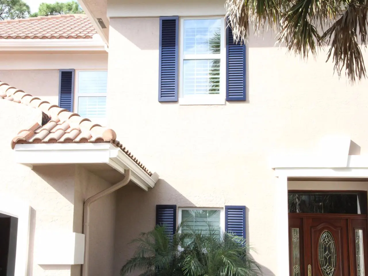 louvered exterior shutters