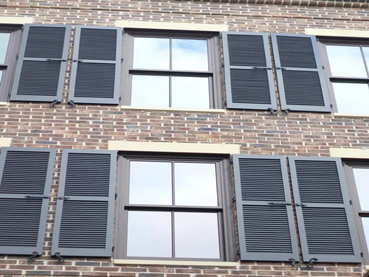 louvered exterior shutters