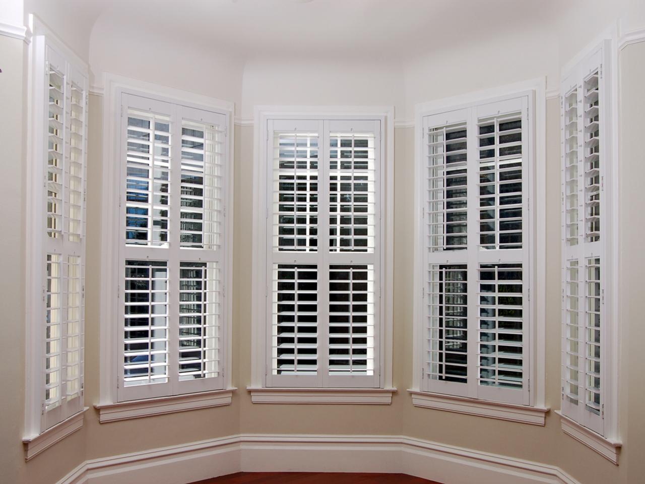 shutters on bay window in alcove