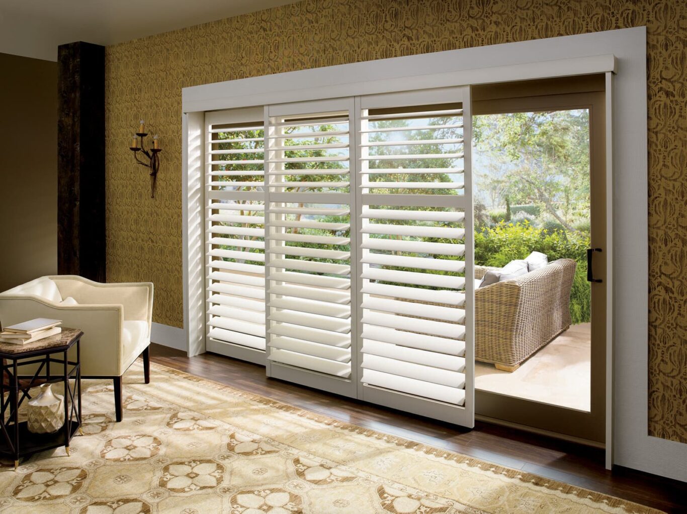 Palm Beach Polysatin Shutters