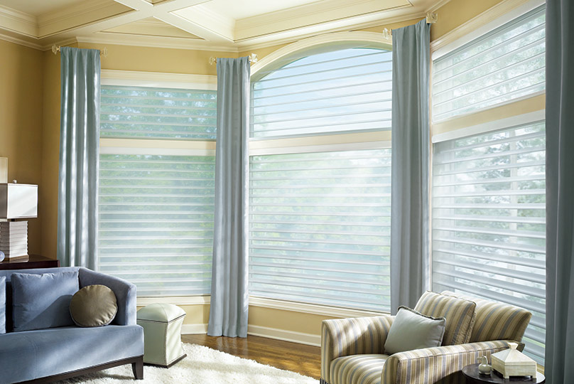 Hunter Douglas Quartette